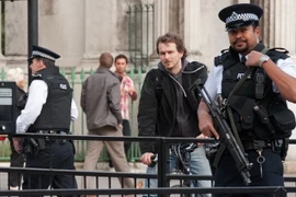 Cảnh sát Anh đẩy mạnh các cuộc điều tra chống khủng bố
