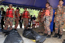 Vẫn còn gần 30 người mất tích trong vụ đắm tàu tại Malaysia