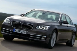 BMW công bố giá bán mẫu 7-Series Diesel tại Mỹ