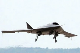Iran tuyên bố sao chép thành công UAV thu được của Mỹ