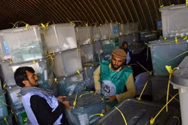 Afghanistan lùi thời gian công bố kết quả bầu cử tổng thống