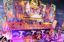 Chùm ảnh lễ hội biểu diễn đường phố Chingay Parade