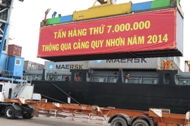 Cảng Quy Nhơn đón tấn hàng thứ 7 triệu trong năm 2014
