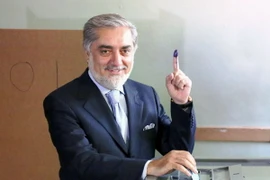 Ứng cử viên tổng thống Afghanistan dọa bác bỏ kết quả bầu cử