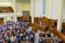 Quốc hội Ukraine thông qua luật phòng chống tham nhũng