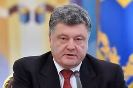 Tổng thống Ukraine xác nhận đã ký thỏa thuận ngừng bắn với phe ly khai