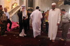 Xả súng vào nhà thờ Hồi giáo Sunni ở Iraq, hơn 30 người chết