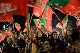 Các nhóm đối lập nối lại đàm phán với chính phủ Pakistan