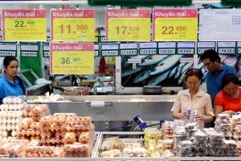 Rộn ràng các hoạt động vui chơi, mua sắm trong dịp nghỉ lễ 