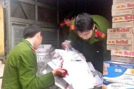 Công khai minh bạch và không có vùng cấm trong chống buôn lậu