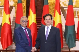 Thủ tướng Nguyễn Tấn Dũng hội kiến với Tổng thống Cộng hòa nhân dân Bangladesh Md. Abdul Hamid. (Ảnh: Thống Nhất/TTXVN)