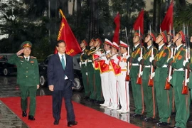 Thủ tướng: Phấn đấu đưa Viettel trở thành tập đoàn hàng đầu khu vực