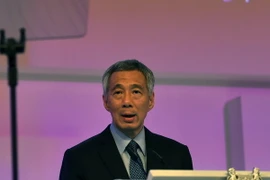 Thủ tướng Singapore Lý Hiển Long phát biểu tại lễ khai mạc hội nghị. (Ảnh: AFP/TTXVN)