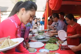 Đại sứ quán Việt Nam tại Malaysia và Maroc mừng Xuân Ất Mùi 