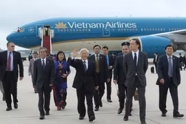 Tổng Bí thư Nguyễn Phú Trọng đến sân bay Quân sự Andrews ở Thủ đô Washington DC. (Ảnh: Trí Dũng/TTXVN)