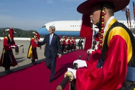 Ngoại trưởng Mỹ John Kerry bắt đầu chuyến thăm Hàn Quốc
