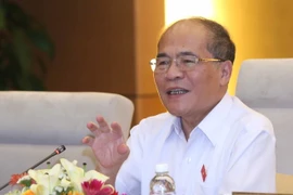 Chủ tịch Quốc hội Nguyễn Sinh Hùng phát biểu ý kiến. (Ảnh: Phương Hoa/TTXVN)