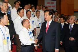 Thủ tướng gặp mặt 63 nhà sáng chế không chuyên tiêu biểu 