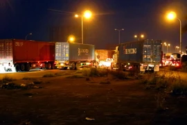 Tuyến Quốc lộ 5 hướng Hà Nội-Hải Phòng bị ách tắc cục bộ trong nhiều giờ. (Ảnh: Mạnh Tú/Vietnam+)