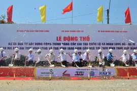 Khởi công dự án nâng cấp quốc lộ huyết mạch nối Vĩnh Long và Trà Vinh