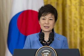 Tổng thống Park Geun-hye phát biểu trong cuộc họp báo tại Washington, DC ngày 7/5/2013. (Ảnh: AFP/TTXVN)