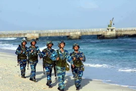 Gần 7.700 tác phẩm dự thi viết "Hướng về biển đảo quê hương"