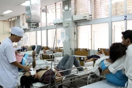 Gia Lai: Xe khách gây tai nạn liên hoàn làm 4 người bị thương