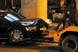 Vụ tai nạn ôtô tại Tân Sơn Nhất: Một nạn nhân đã tử vong