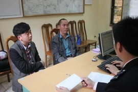 Quảng Ninh bắt 1.500 hộp thuốc chuyển trái phép từ Trung Quốc