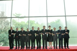 Đoàn Việt Nam tham dự Hội nghị Bộ trưởng Tài chính ASEAN