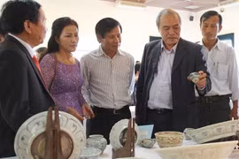 Trưng bày cổ vật từ tàu đắm ở vùng biển Quảng Nam, Quảng Ngãi