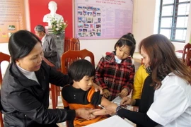 Đảm bảo tất cả trẻ khi đủ 9 tháng tuổi được tiêm vắcxin sởi