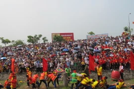 Lễ hội kéo song thị trấn Hương Canh là Di sản văn hóa phi vật thể