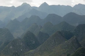 Cảnh "rừng đá" trên cao nguyên đá Đồng Văn, Hà Giang. (Ảnh: Minh Tâm/TTXVN)