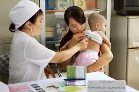 Các phản ứng thông thường và hiếm gặp sau tiêm chủng