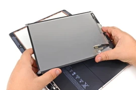 (Nguồn: ifixit.com)