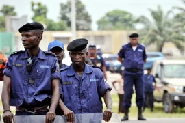 Thủ đô Kinshasa của Congo hoàn toàn tê liệt vì xung đột