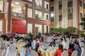 Quang cảnh Tết Cộng đồng đón xuân Tân Sửu 2021 tại Tổng Lãnh sự quán Battambang. (Ảnh: Nguyễn Hùng/TTXVN)