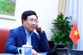 Phó Thủ tướng, Bộ trưởng Ngoại giao Phạm Bình Minh điện đàm với Ngoại trưởng Hoa Kỳ Mike Pompeo. (Ảnh: Bộ Ngoại giao)