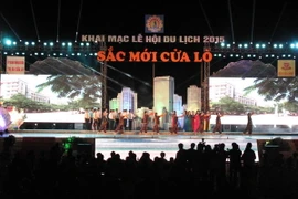 Nghệ An: Khai trương Lễ hội du lịch Cửa Lò năm 2015