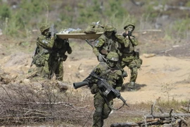 NATO sẵn sàng đối thoại với Nga về các vấn đề quân sự