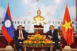 Bí thư Thành ủy TP. Hồ Chí Minh tiếp Đoàn đại biểu cấp cao Lào