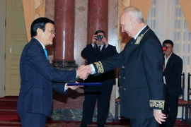 Nga đánh giá cao sự kiện Chủ tịch nước dự lễ Duyệt binh