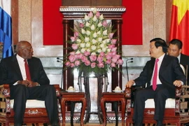 Tổng Bí thư Nguyễn Phú Trọng tiếp ông Salvador Valdes Mesa, Ủy viên Bộ Chính trị Đảng Cộng sản Cuba, Phó Chủ tịch Hội đồng Nhà nước Cộng hòa Cuba. (Ảnh: Thống Nhất/TTXVN)