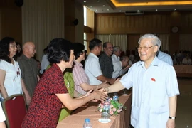 Tổng Bí thư Nguyễn Phú Trọng tiếp xúc cử tri quận Hoàn Kiếm