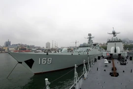 Trung Quốc đưa thêm tàu hộ vệ kiểu mới vào hoạt động