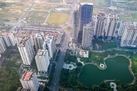 Diện tích cây xanh, hồ nước và hạ tầng kỹ thuật Khu đô thị Tây Hồ Tây được quy hoạch với tổng diện tích 73ha. (Ảnh: Hoàng Hiếu/TTXVN)