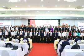 Các Ủy viên Ủy ban Đoàn kết Công giáo Việt Nam nhiệm kỳ 2023-2028 ra mắt Đại hội sáng 12/10/2023. (Ảnh: Minh Đức/TTXVN)