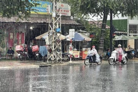 Khu vực Trung Bộ tiếp tục có mưa rào và dông. (Ảnh: Phạm Cường/TTXVN)