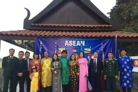 Các đại biểu dự lễ kỷ niệm. (Ảnh: TTXVN phát)